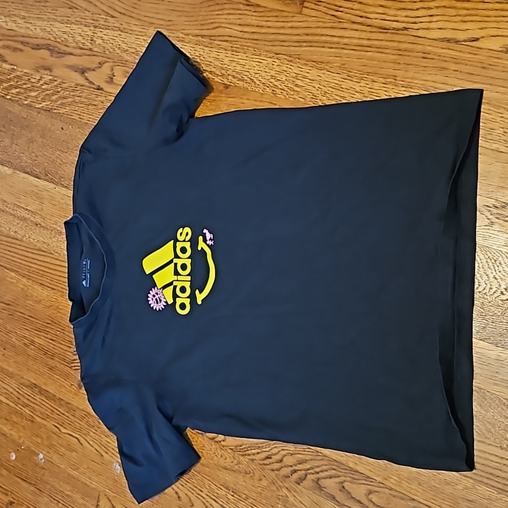 MENS ADIDAS ORIGINALS SMILEY SPORTS TEE SHIRT ~ SIZE Small #IC1674